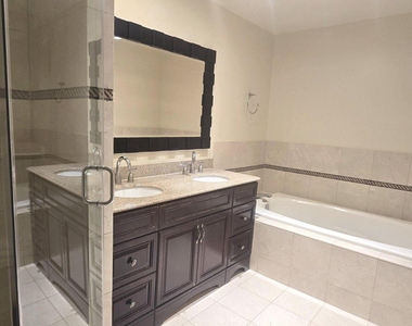10952 Bloomingdale Drive - Photo Thumbnail 33