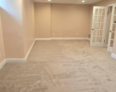 10952 Bloomingdale Drive - Photo Thumbnail 36