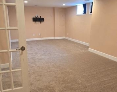 10952 Bloomingdale Drive - Photo Thumbnail 35
