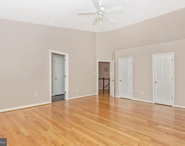 20100 Gunners Terrace - Photo Thumbnail 24