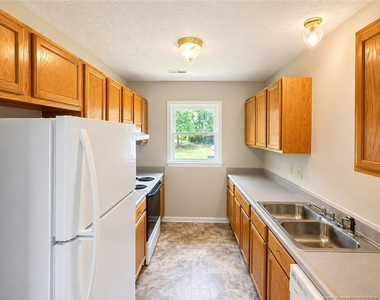 633 Winthrop Court - Photo Thumbnail 3