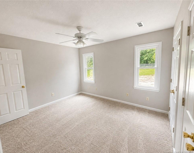 633 Winthrop Court - Photo Thumbnail 9