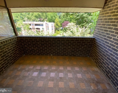 407 Christopher Avenue - Photo Thumbnail 11