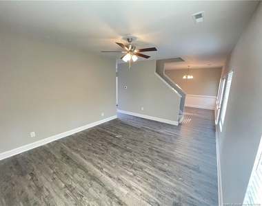 217 Willborough Avenue - Photo Thumbnail 7