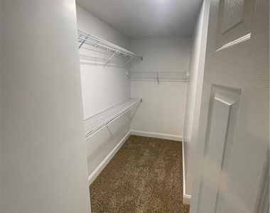217 Willborough Avenue - Photo Thumbnail 11