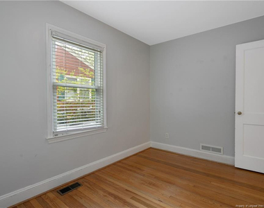 415 Vista Drive - Photo Thumbnail 16
