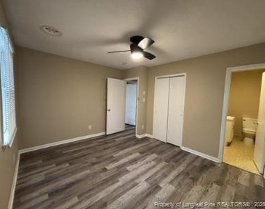 4849 Rosehill Road - Photo Thumbnail 11