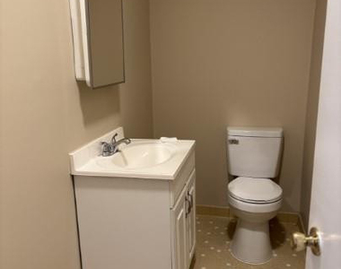 4849 Rosehill Road - Photo Thumbnail 10