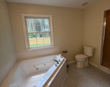 10216 Capitol View Avenue - Photo Thumbnail 4