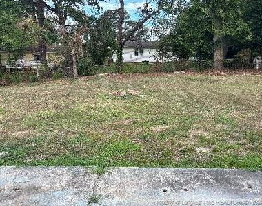 2614 Dumfries Drive - Photo Thumbnail 17