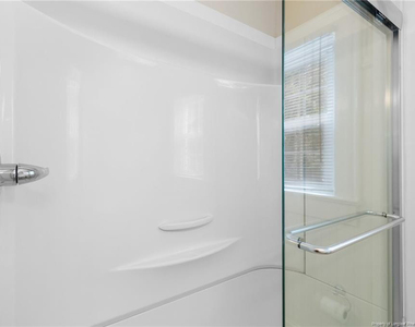 415 Cape Fear Avenue - Photo Thumbnail 22