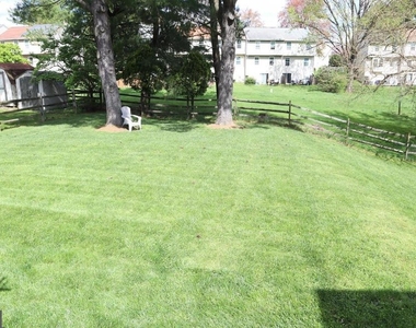 15826 Anamosa Drive - Photo Thumbnail 10