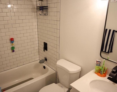 15826 Anamosa Drive - Photo Thumbnail 20