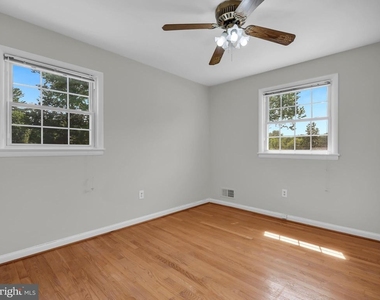 11700 Tifton Drive - Photo Thumbnail 14