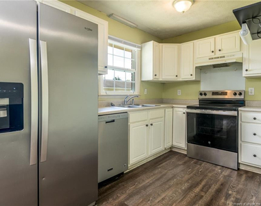 4727 Friar Avenue - Photo Thumbnail 5