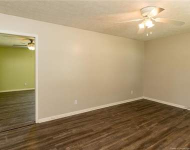 4727 Friar Avenue - Photo Thumbnail 3