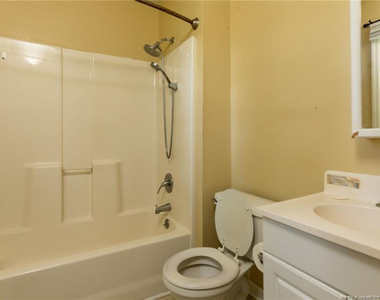 4727 Friar Avenue - Photo Thumbnail 12