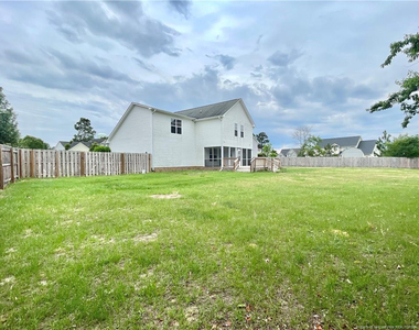 82 Essex Court - Photo Thumbnail 21