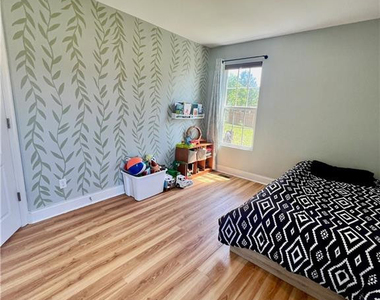 36 Abram Court - Photo Thumbnail 16