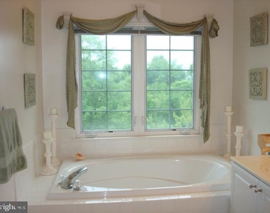 6348 Gray Sea Way - Photo Thumbnail 27