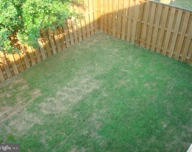 6348 Gray Sea Way - Photo Thumbnail 18