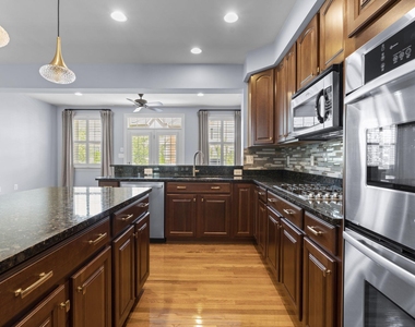 10512 Old Ellicott Circle - Photo Thumbnail 15
