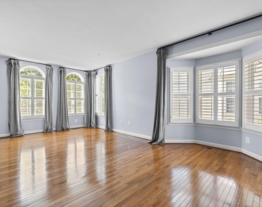 10512 Old Ellicott Circle - Photo Thumbnail 4
