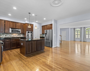10512 Old Ellicott Circle - Photo Thumbnail 11