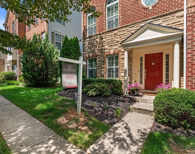 10512 Old Ellicott Circle - Photo Thumbnail 3