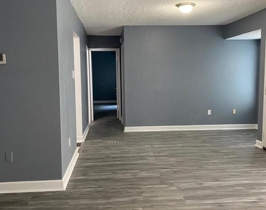 8865 Rollright Court - Photo Thumbnail 9