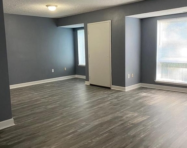 8865 Rollright Court - Photo Thumbnail 7