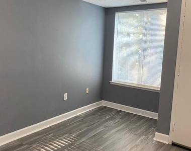 8865 Rollright Court - Photo Thumbnail 10
