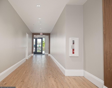 128 N Bond Street - Photo Thumbnail 17