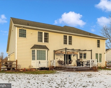 2422 Cobblestone Way - Photo Thumbnail 41