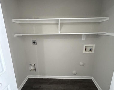 644 Coleman Street - Photo Thumbnail 1