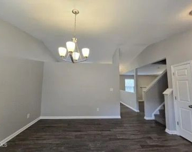 3821 Tyler Bluff Lane - Photo Thumbnail 4