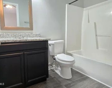 3821 Tyler Bluff Lane - Photo Thumbnail 13