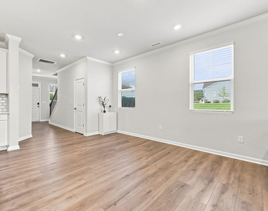 1101 Aberleigh Lane - Photo Thumbnail 14