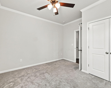 1101 Aberleigh Lane - Photo Thumbnail 4