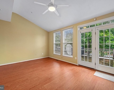 1724 Emory Street - Photo Thumbnail 9