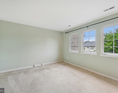 1724 Emory Street - Photo Thumbnail 28