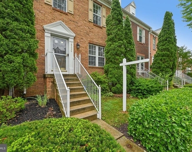 1724 Emory Street - Photo Thumbnail 4
