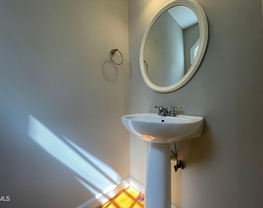 413 Perry Creek Drive - Photo Thumbnail 9