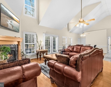 14715 Jennifer Court - Photo Thumbnail 15