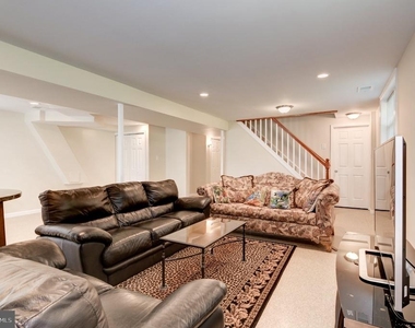 6275 Fenwick Road - Photo Thumbnail 13