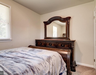 6275 Fenwick Road - Photo Thumbnail 16