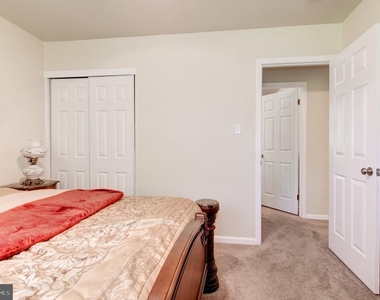 6275 Fenwick Road - Photo Thumbnail 12