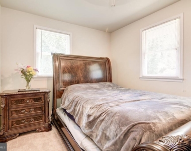 6275 Fenwick Road - Photo Thumbnail 10