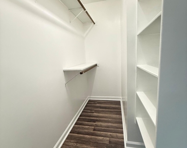 401 Holly Berry Lane - Photo Thumbnail 17