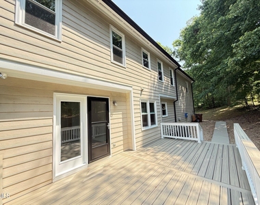 401 Holly Berry Lane - Photo Thumbnail 34